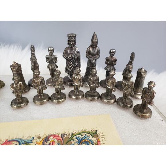 CHARLEMAGNE CRUSADES Chess Pieces Set Nickel & Bronze Firenze Italy vintage rare - Picture 2 of 16